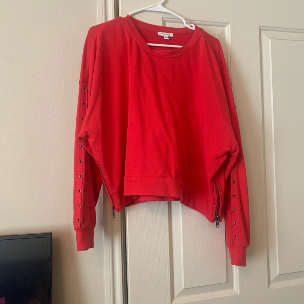 Cropped shirt